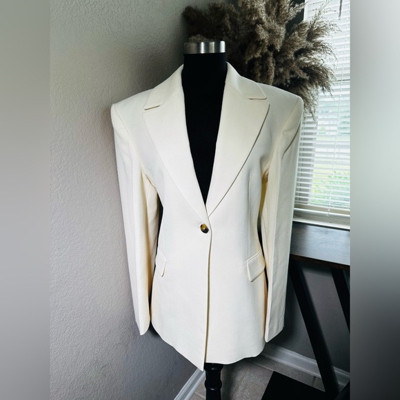 Mango Jackets & Blazers - Mango cream, structured blazer size large NWT